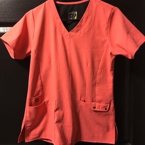 Wonder Wink Scrub Top XS
