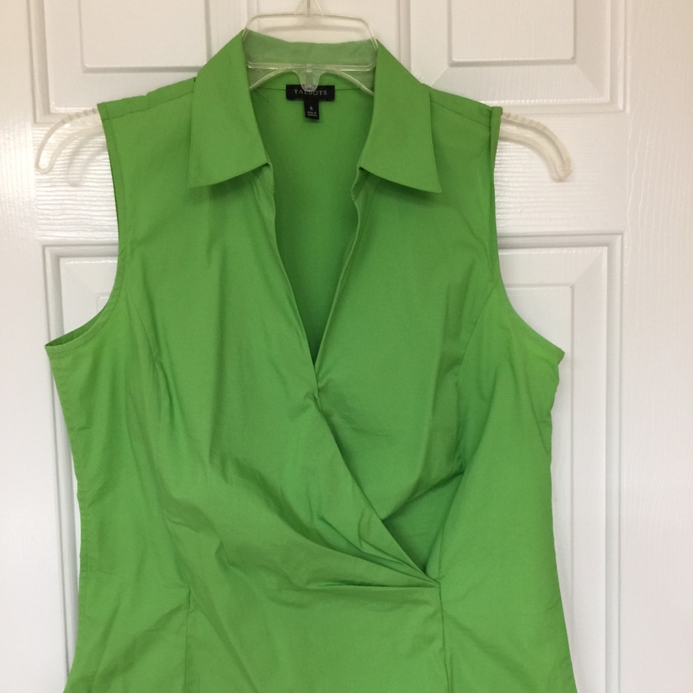 Pretty blouse size 6