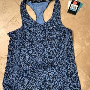 NWT Nike Women's Running Top size M