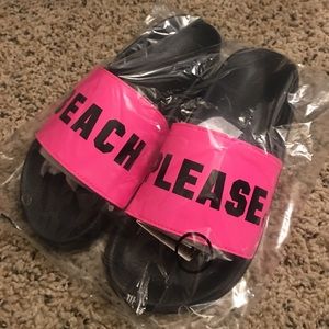 NWT VSPink slip ons