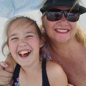 Meet your Posher, Kerri