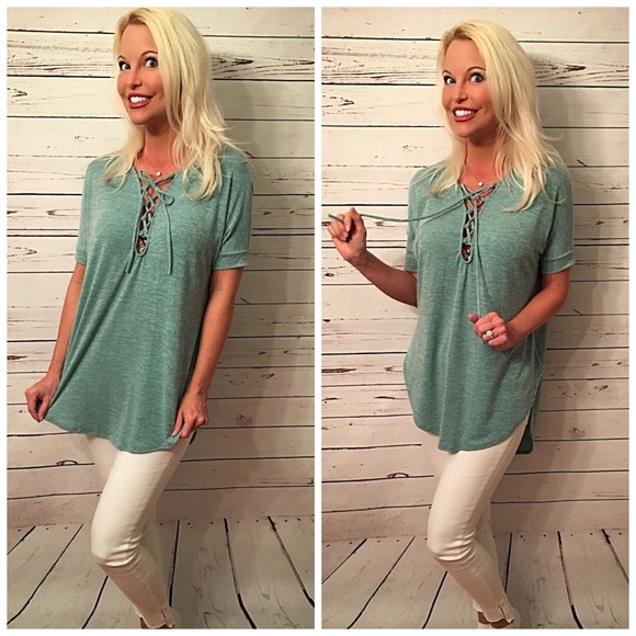 LAST1! 😊Hi lo lace up top marled tunic! - Picture 2 of 3