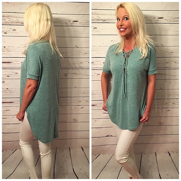 LAST1! 😊Hi lo lace up top marled tunic! - Picture 3 of 3