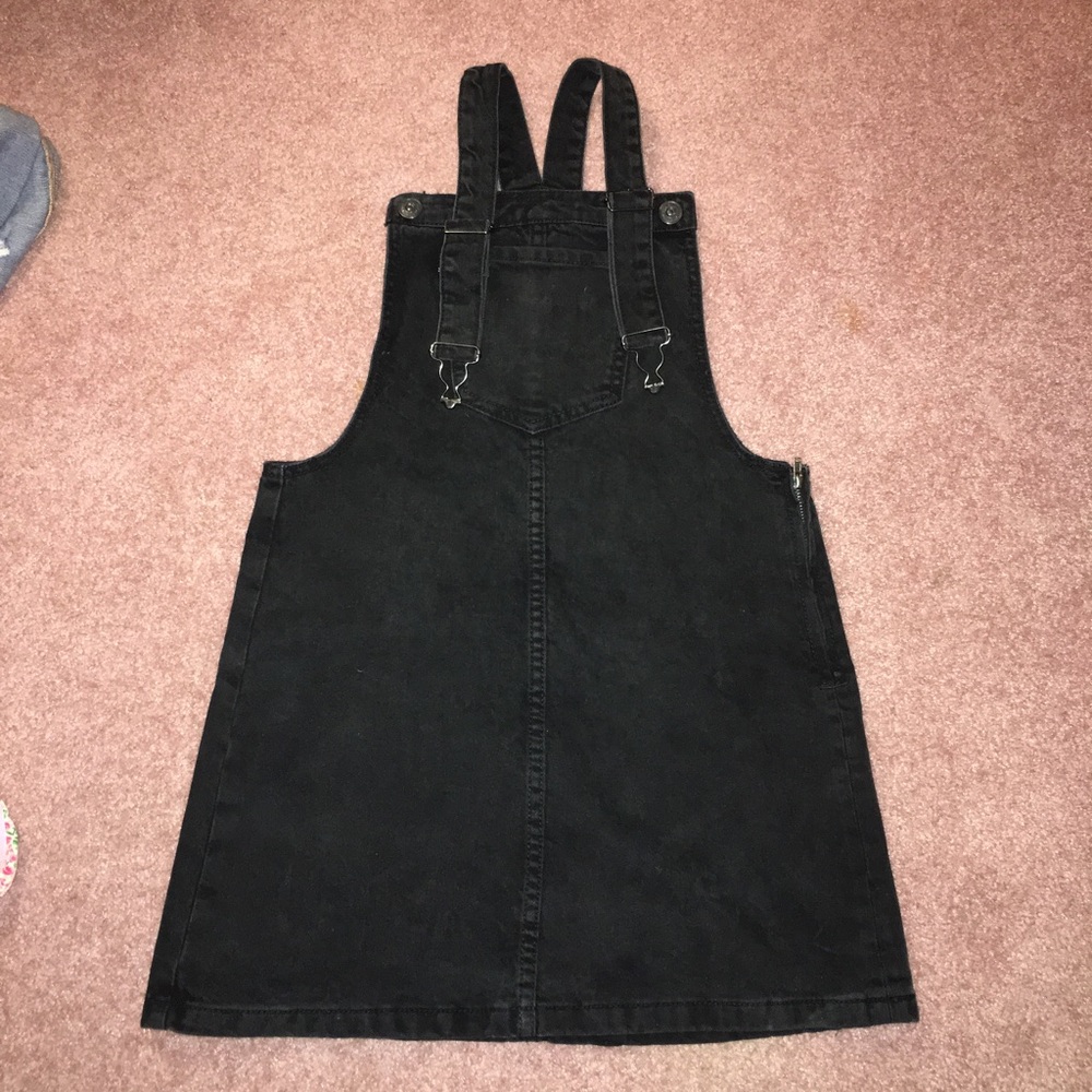 Overall dress
