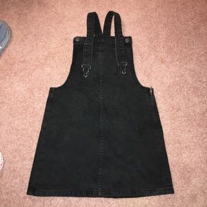 Overall dress