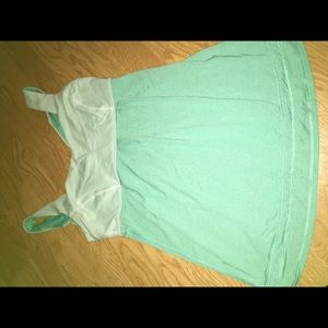 Lulu v-neck workout tank with drawstring detail