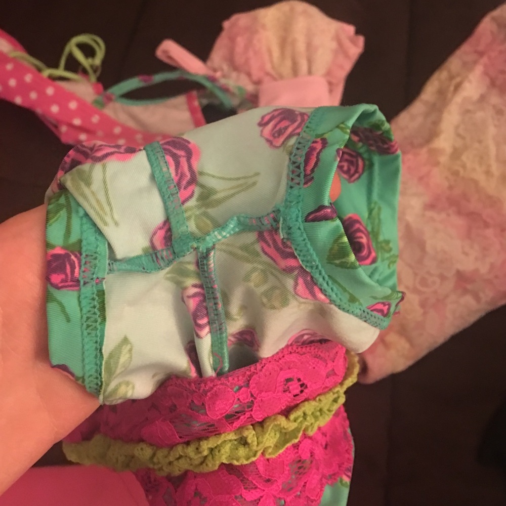 Bundle - Picture 3 of 4