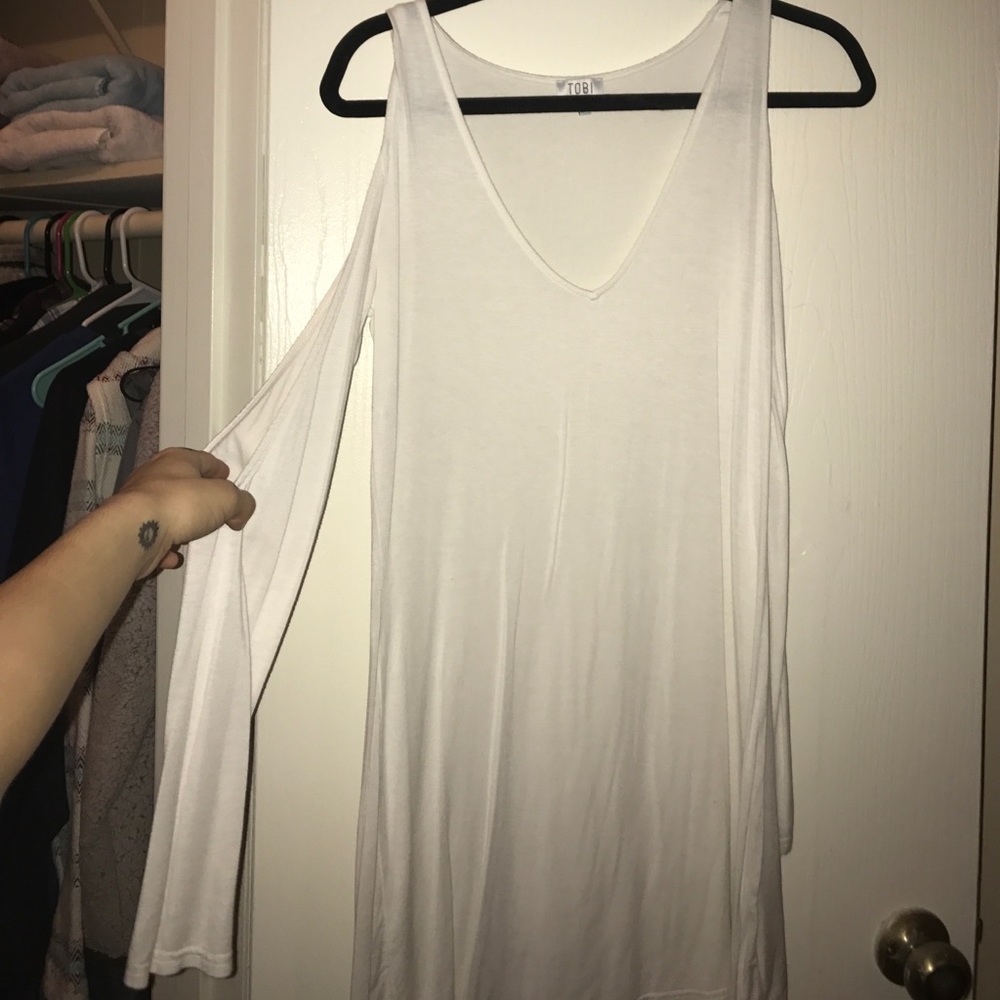 White shoulder cut out dress