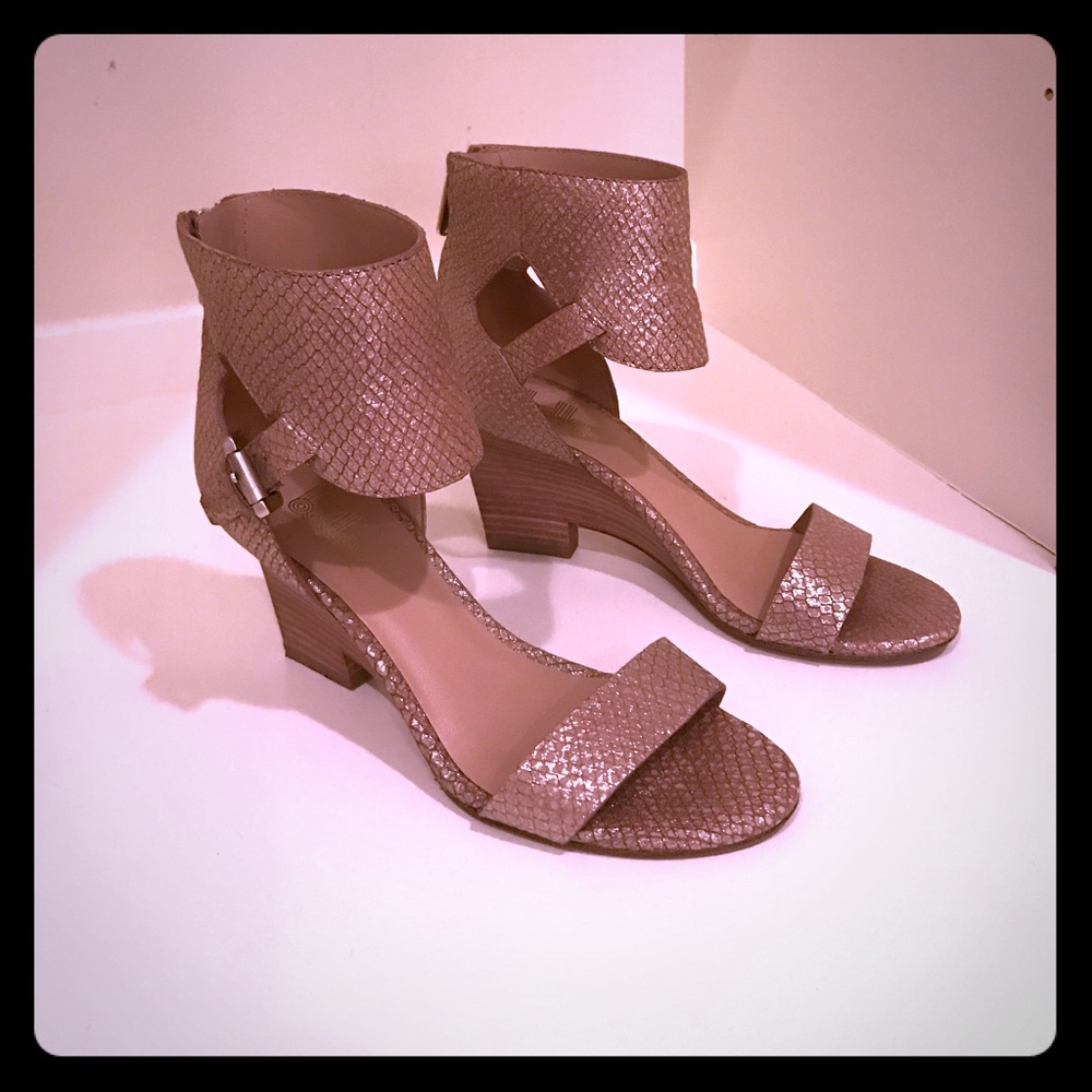 Lower price!  belle by Sigerson Morrison