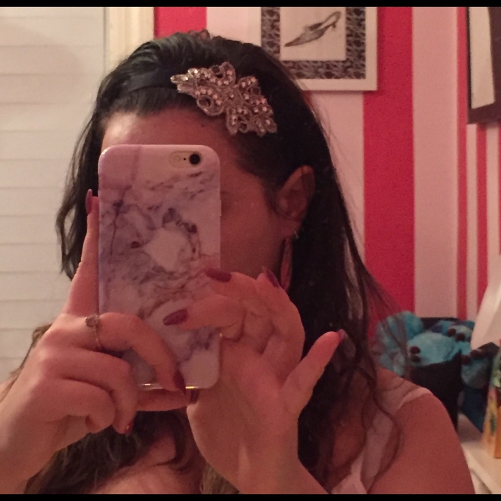 Silver Jeweled Broached Elastic Headband