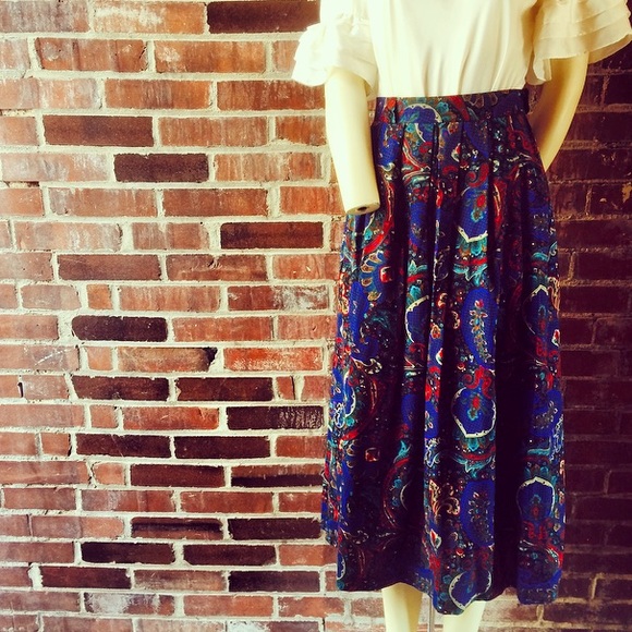 Vintage Dresses & Skirts - Vintage 80s Paisley Midi Skirt