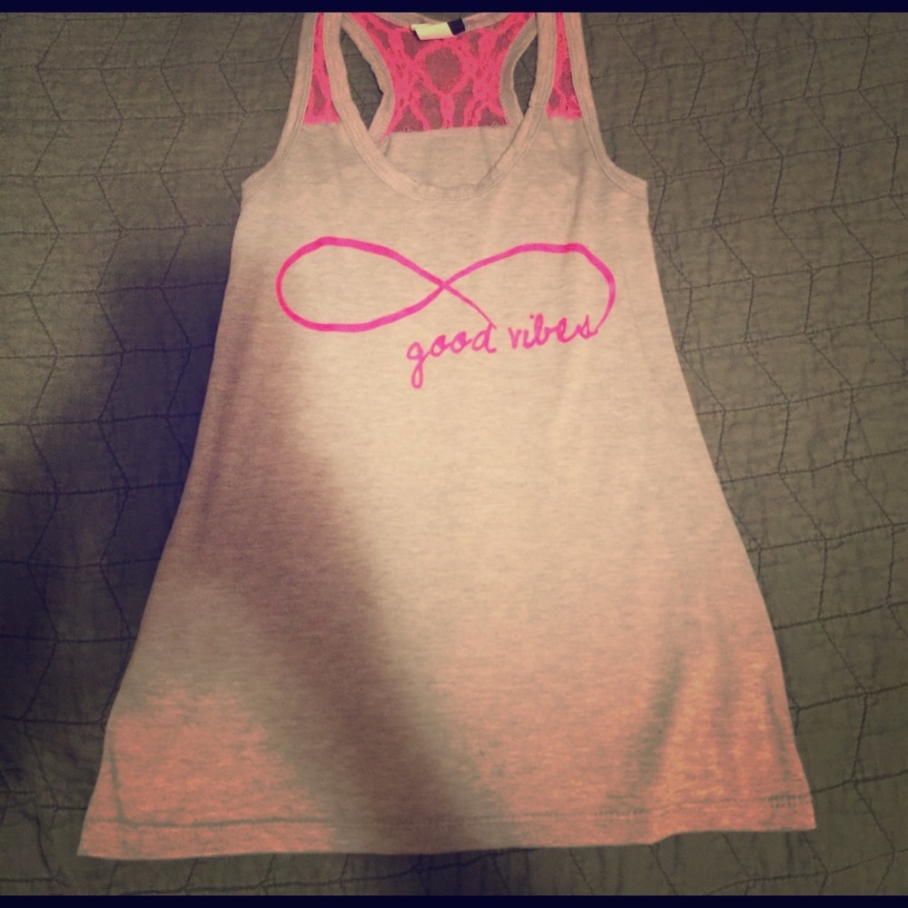 Rue 21 "Good Vibes" infinity tank