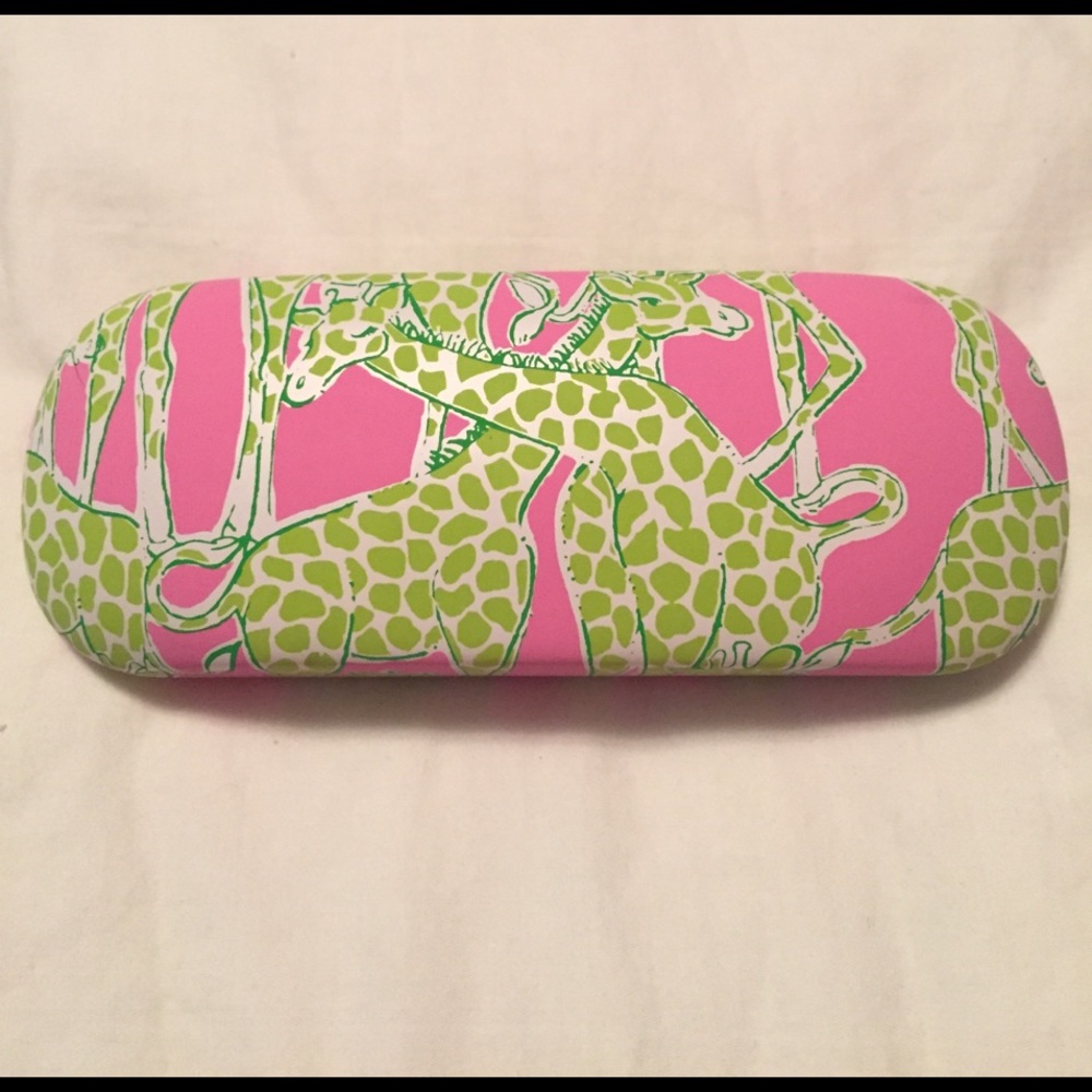 Lilly Pulitzer Pink & Green Giraffe Glasses Case