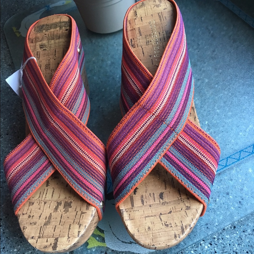Beautiful beach sandals.
