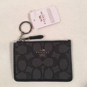 Coach 👜 MINI skinny id case / wallet