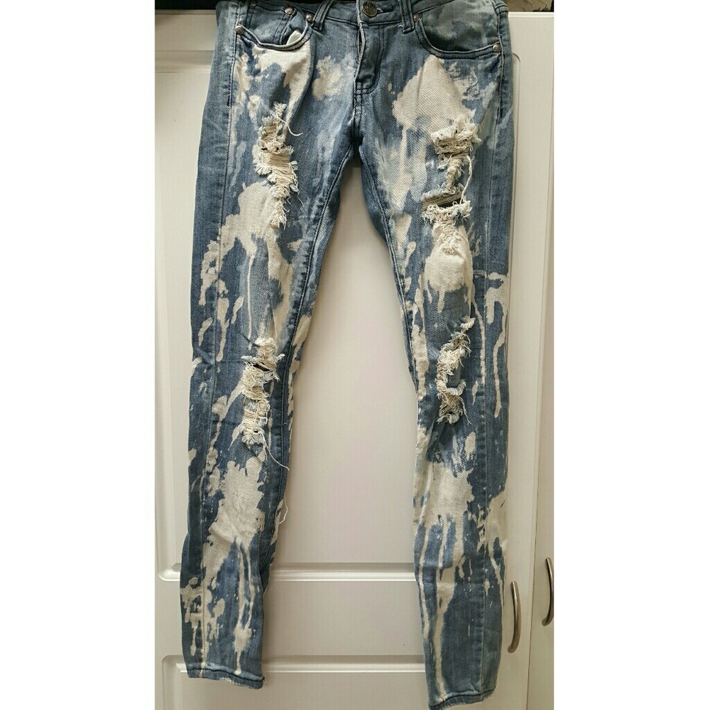 Very cool acid wash distressed jeans