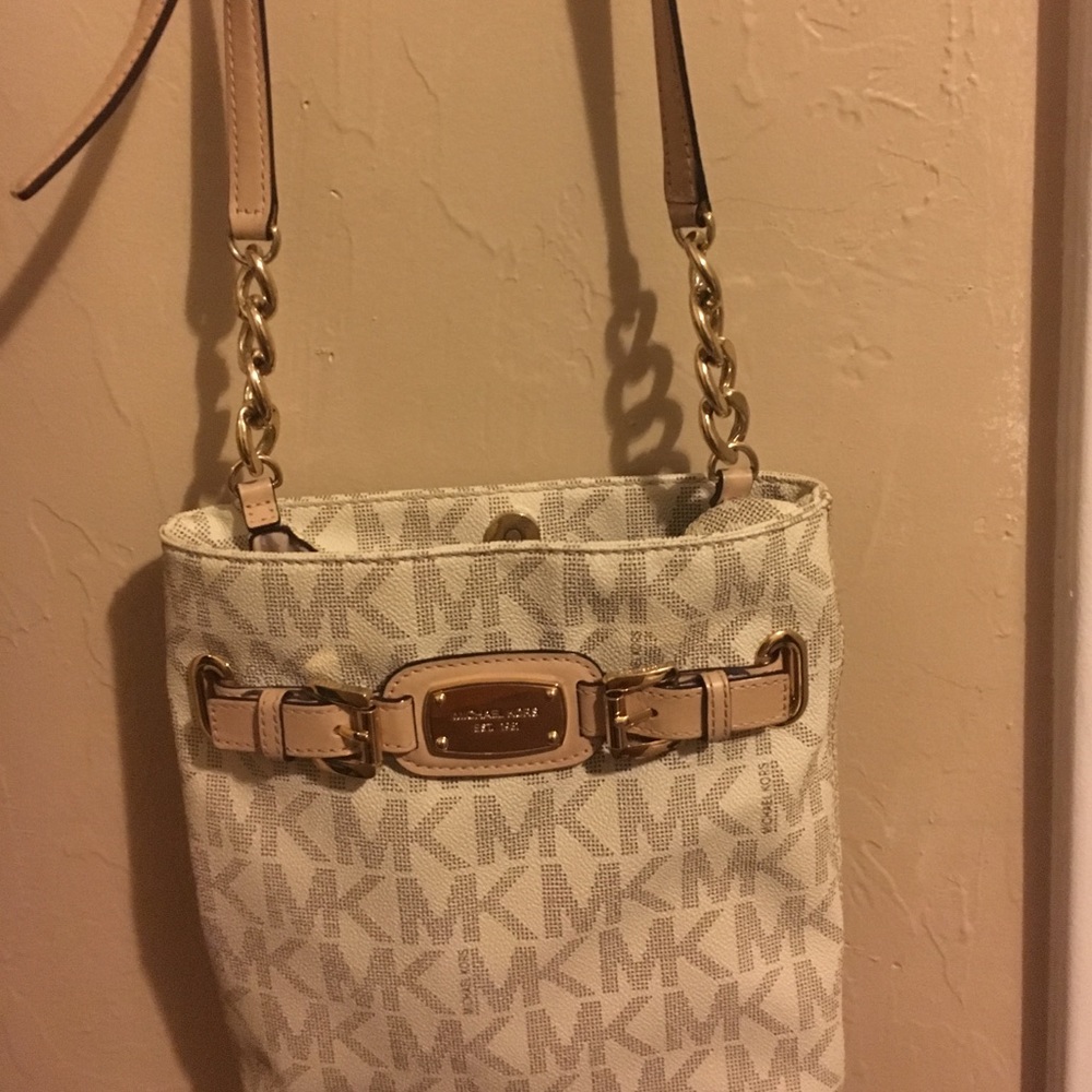 Cross body bag