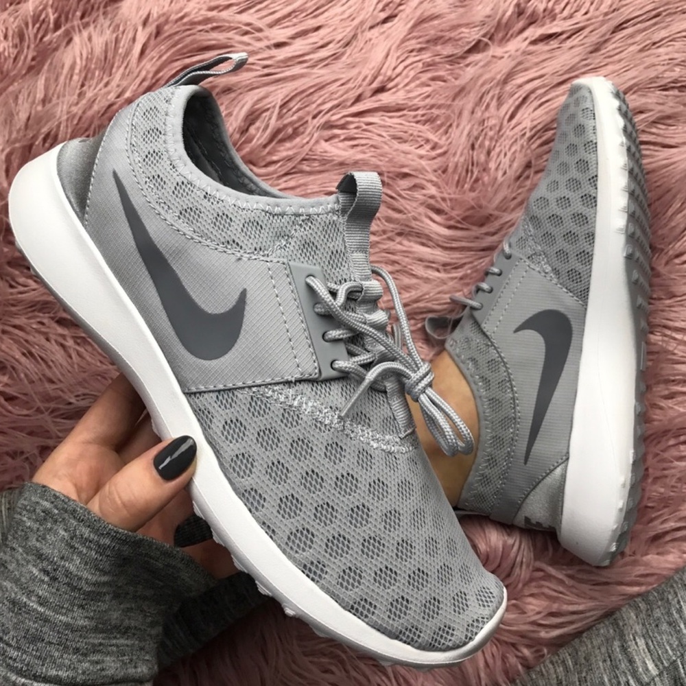 Nwt Nike juvenate wolf 🐺 grey - Picture 2 of 6