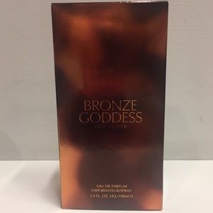 Estée Lauder's Bronze goddess fragrance