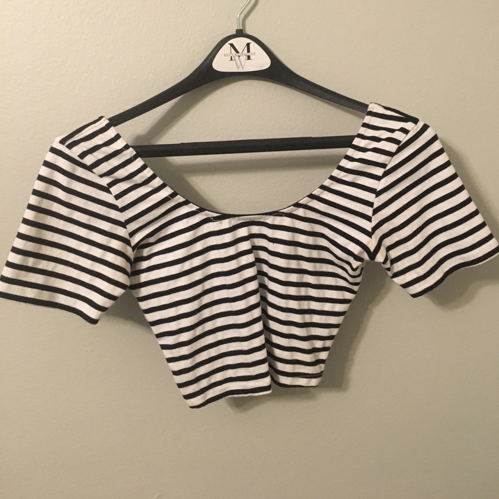 EMMA AND SAM STRIPED CROP TOP