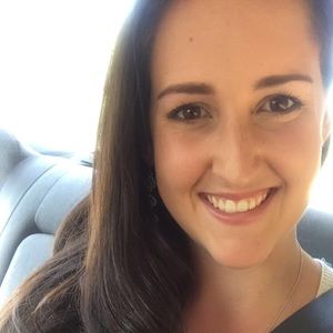 Meet your Posher, Alexis