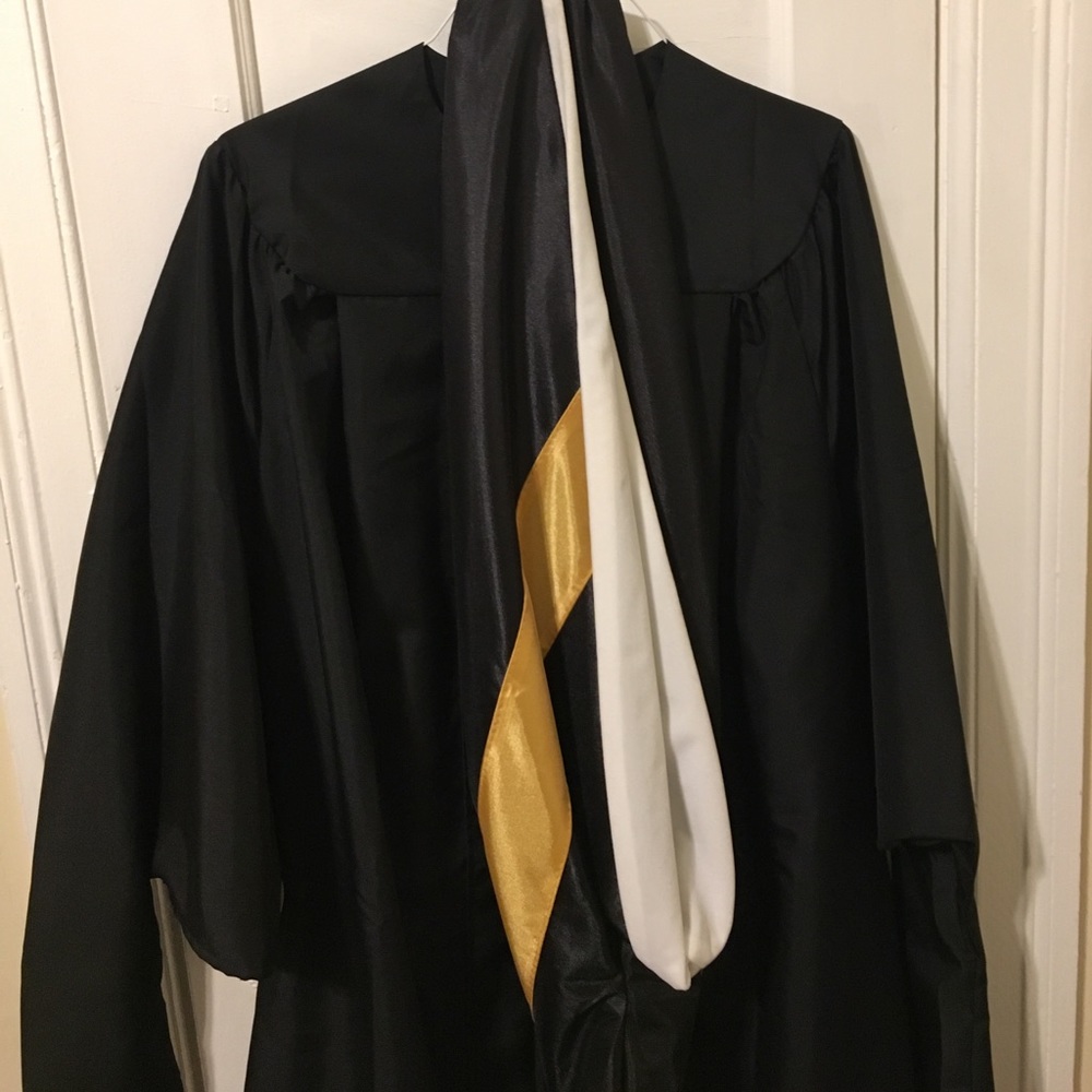 JHU Grad School Graduation Robe