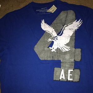 American eagle men's athletic fit tshirt