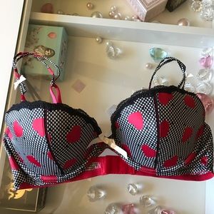 Victoria's Secret bra