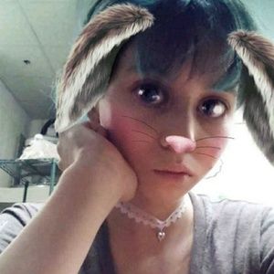 Meet your Posher, Monique