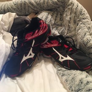 Mizuno Wave Lightening Z