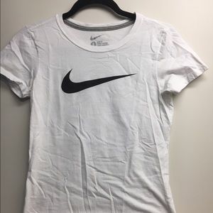 Nike t shirt
