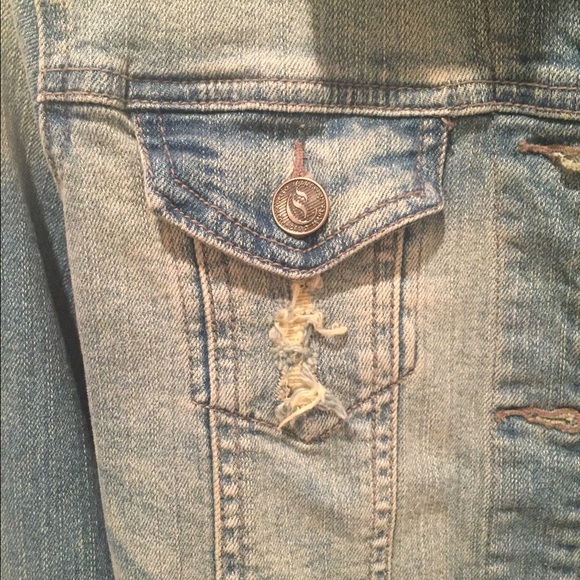 Jean Jacket - Picture 2 of 6