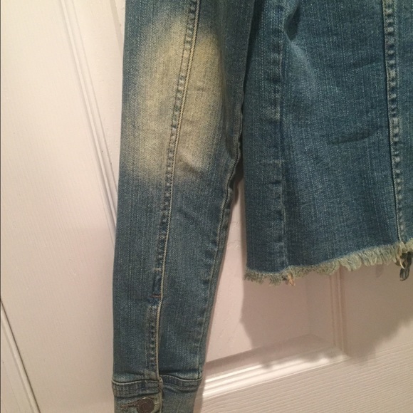 Jean Jacket - Picture 6 of 6