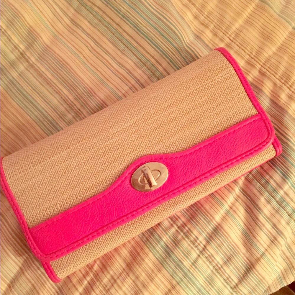 Beautiful beachy wallet