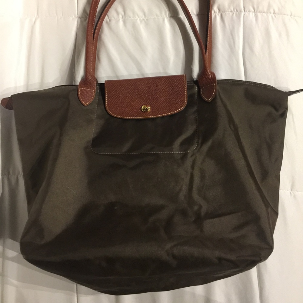 Longchamp purse