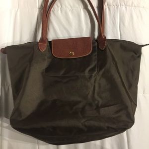 Longchamp purse