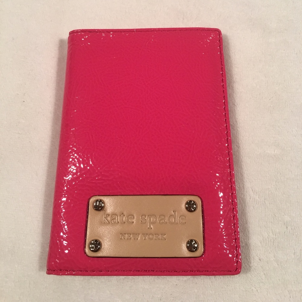 Kate Spade 🎀 passport holder