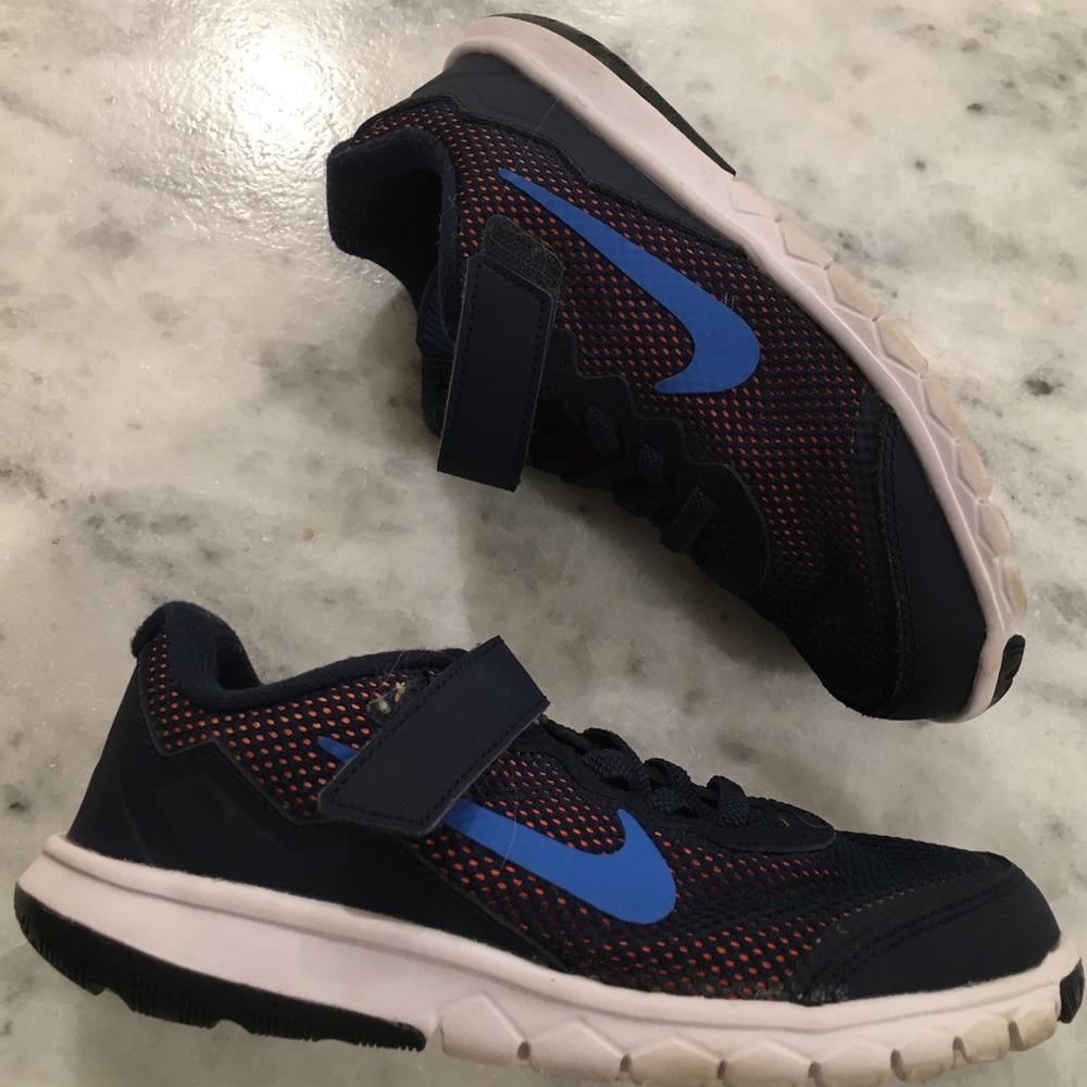 Nike Flex Experience 4 PS Sneaker Boys Little Kid
