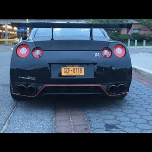 Meet your Posher, Adam