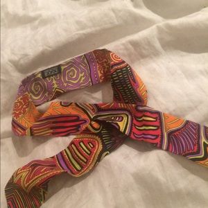 Amazing vibrant HERMES skinny scarf