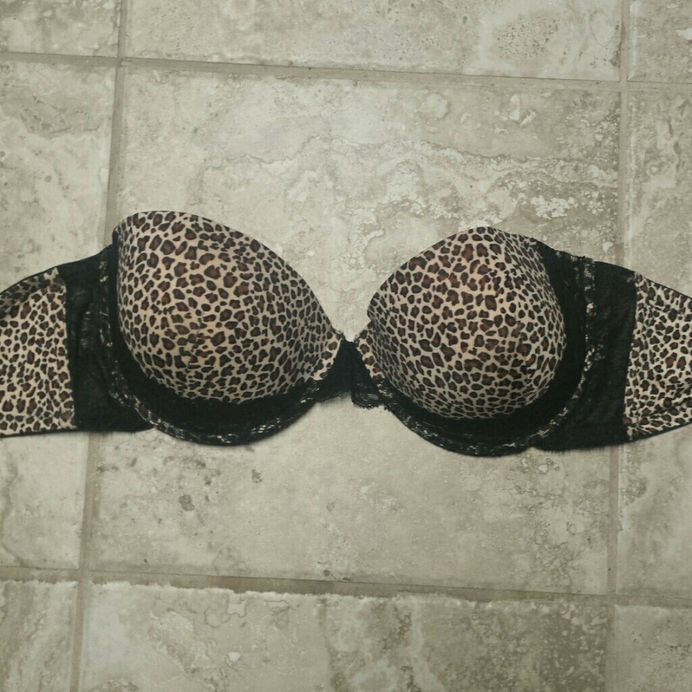 Cheetah Strapless Bra