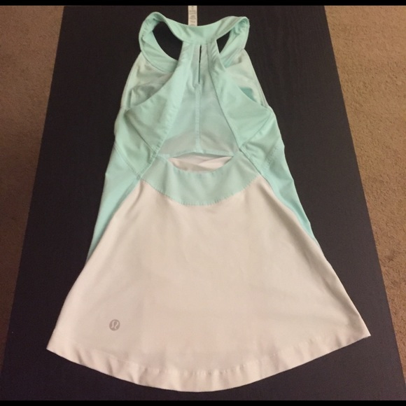 Lululemon athletica top - Picture 2 of 4