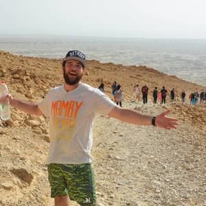 Meet your Posher, Harrison