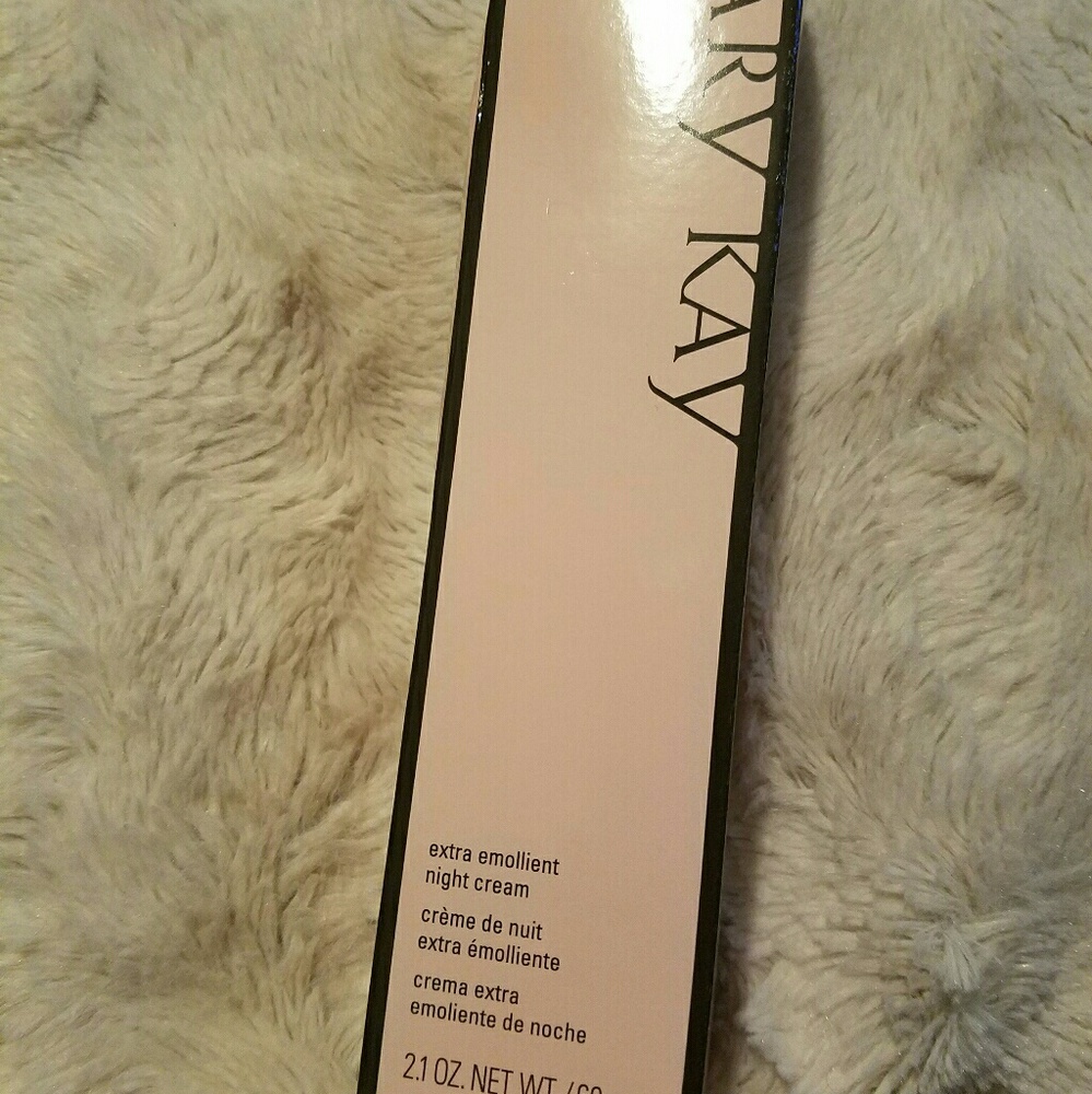 Extra Emollient Night Cream