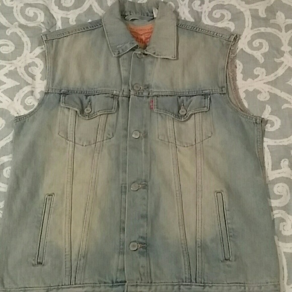 Levi's Other - Levi's Trucker Vest
