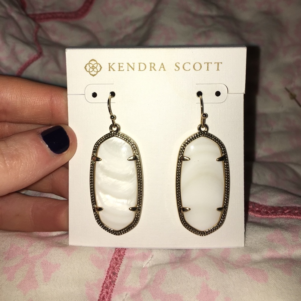 Kendra Scott white earrings