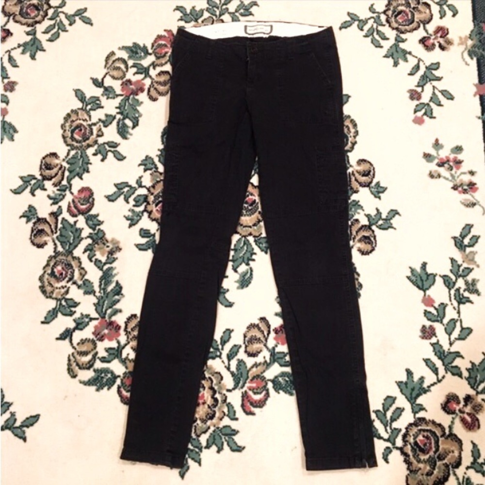 💞BOGO 50%💞A&F Navy Pants