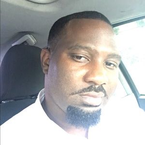 Meet your Posher, Larry