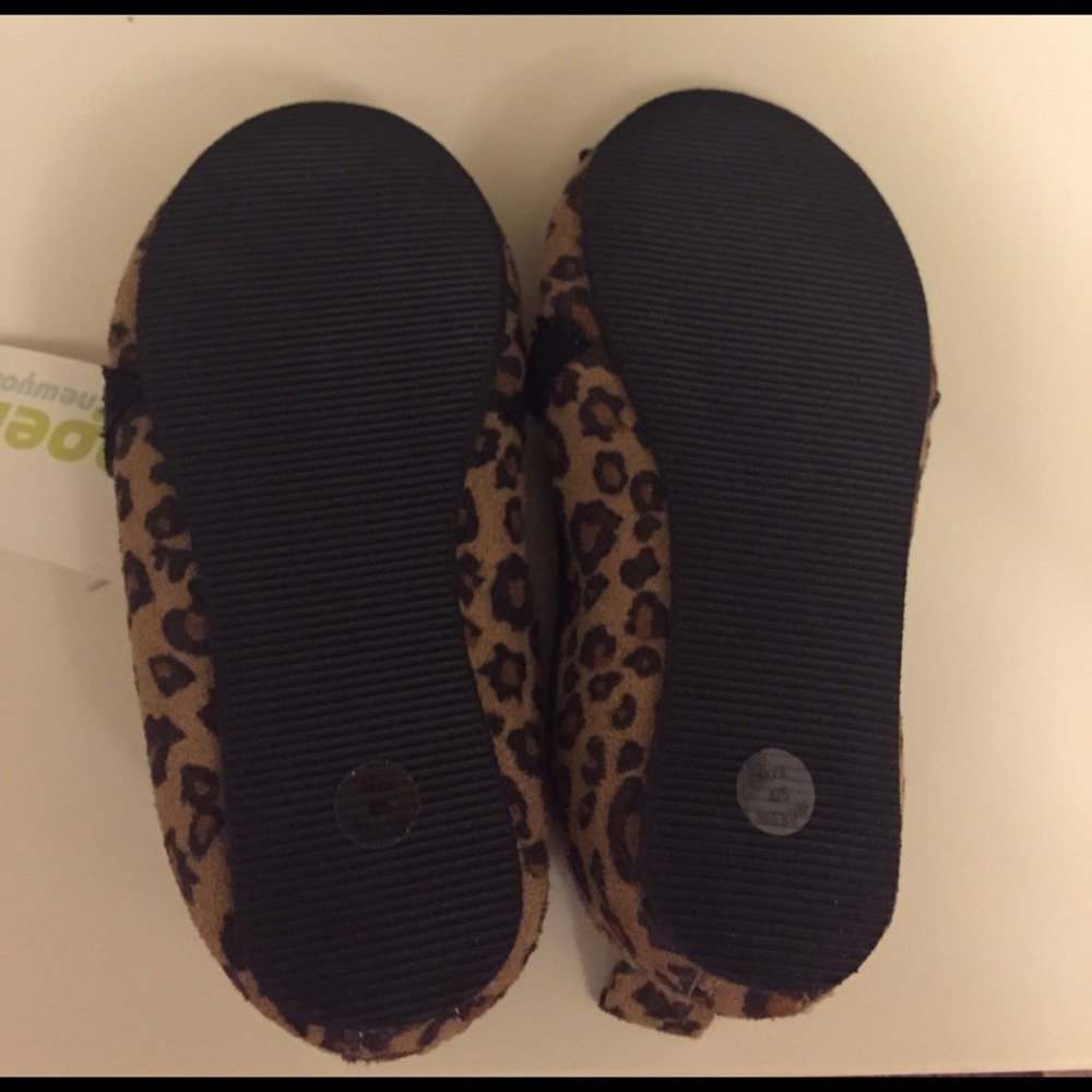 Leopard flats - Picture 2 of 2