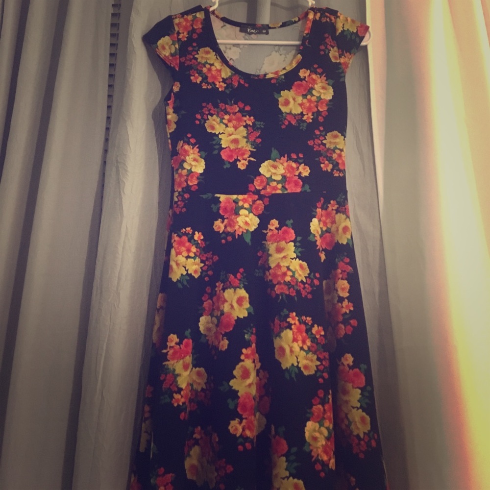 Floral Dress!! 💘